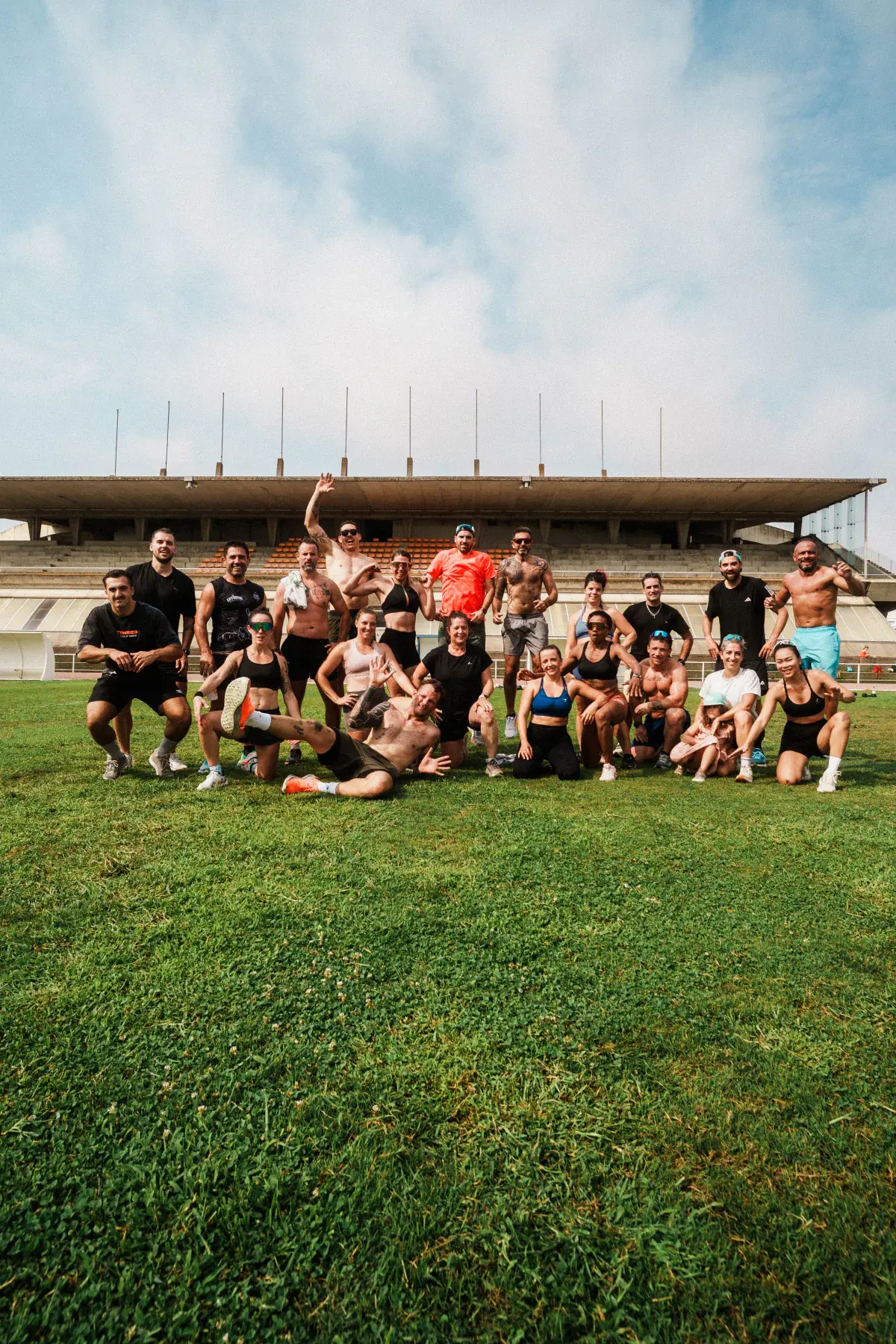 Adhérents et coachs YC Form réunis pour un entraînement en plein air